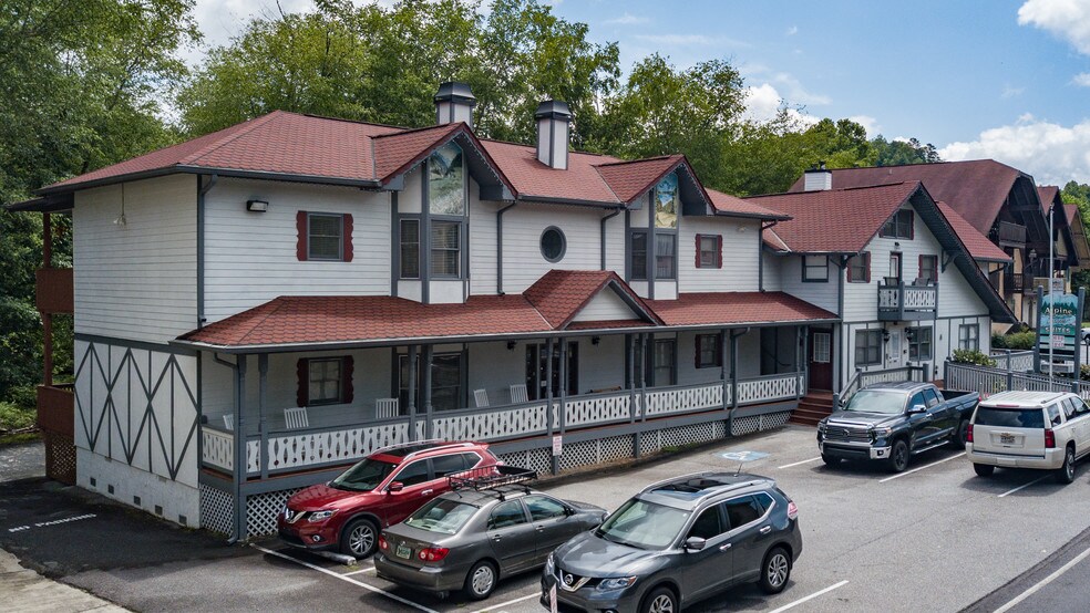More Photos Of 892 Edelweiss Strasse, Helen Hotel For Sale