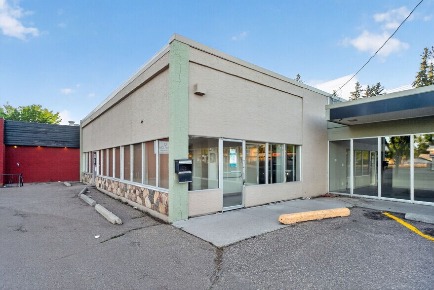 More Photos Of 4316 118 Ave NW, Edmonton Office For Lease