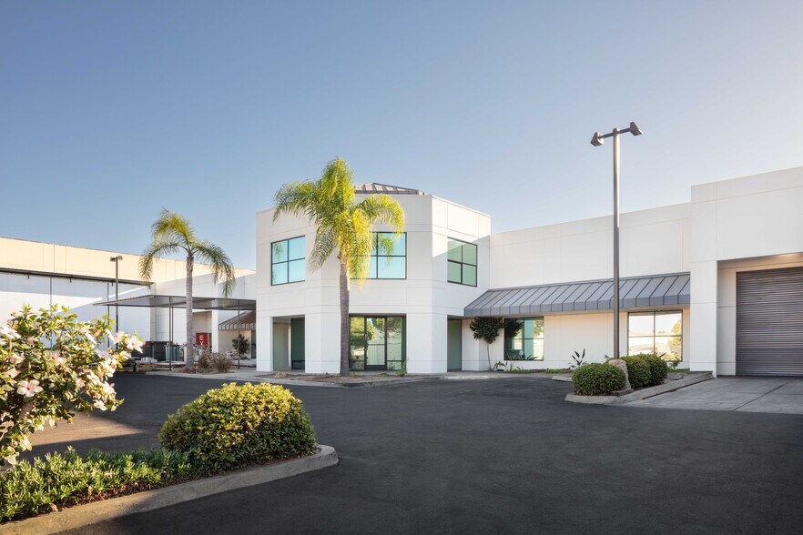 More Photos Of 244 La Moree Rd, San Marcos Service For Lease
