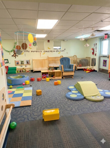 More Photos Of 115 E Tonto St, Phoenix Daycare Center For Sale