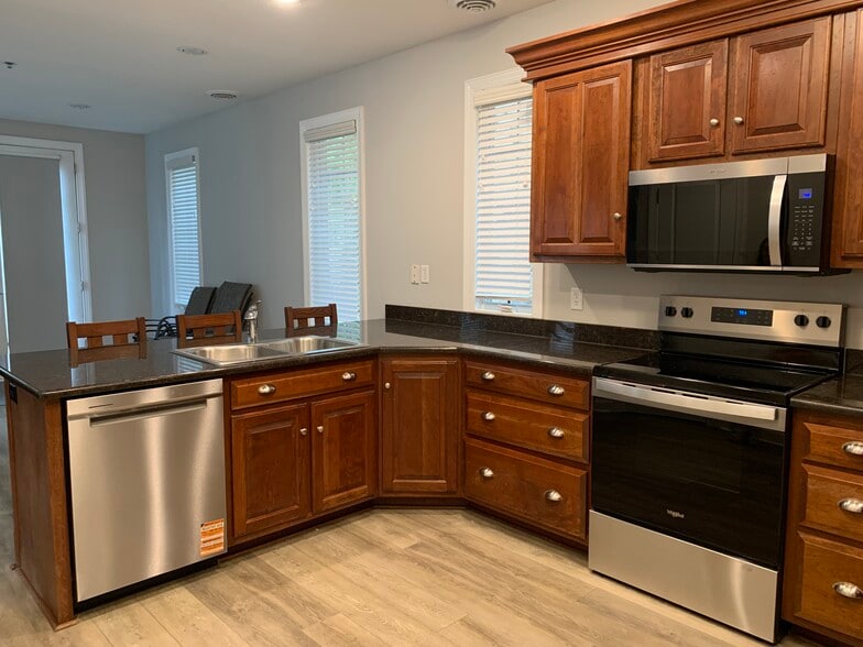 More Photos Of 18088-18140 Legacy Village Ct, South Bend Apartments For Sale