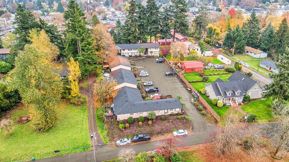 More Photos Of 13500 SE Linden Ln, Milwaukie Apartments For Sale
