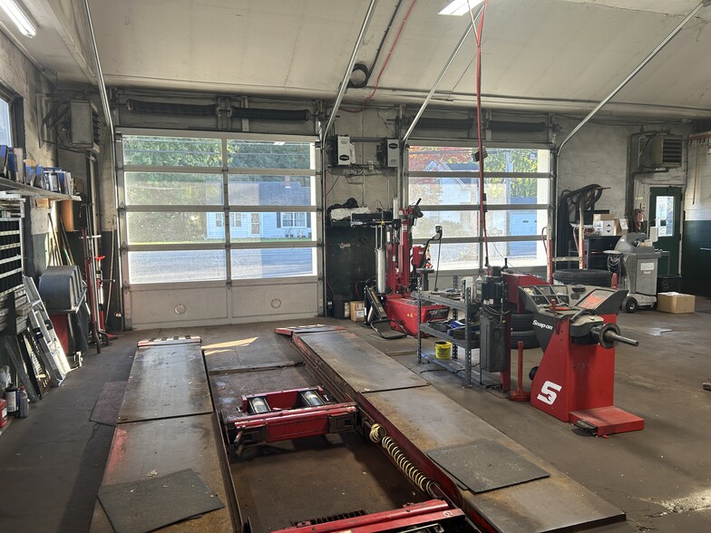 More Photos Of 1434 Ridge Rd, Webster Auto Repair For Sale