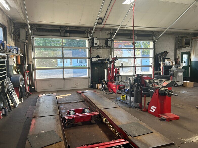 More Photos Of 1434 Ridge Rd, Webster Auto Repair For Sale