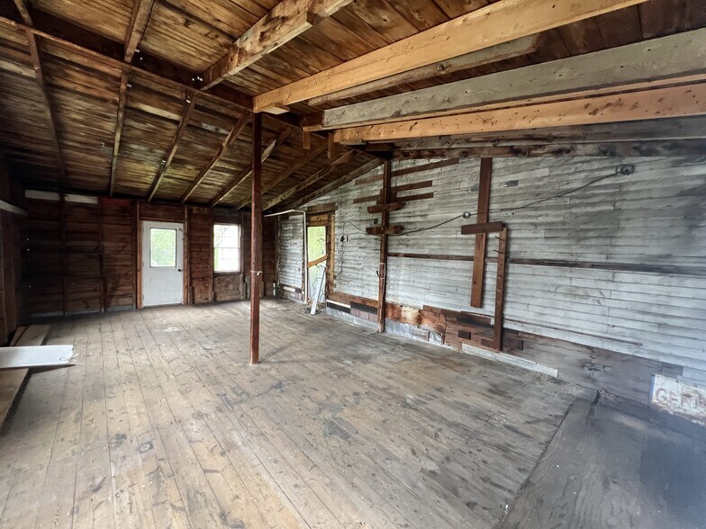 More Photos Of 271 Main St, Union Apartments For Sale