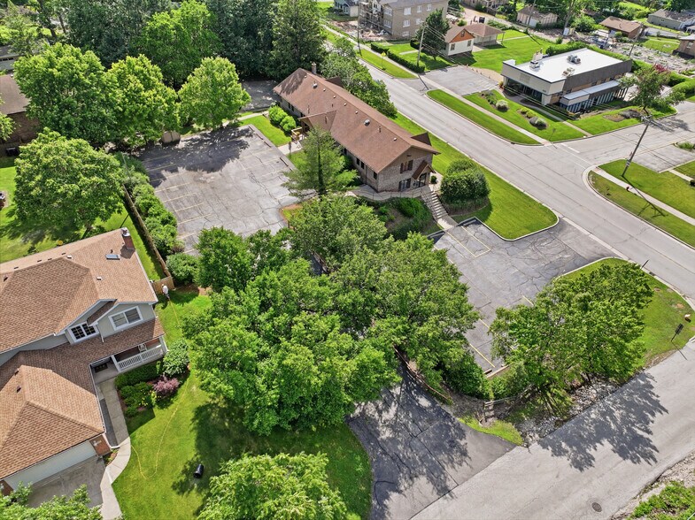 More Photos Of 8265 S Archer Ave, Willow Springs Medical For Sale
