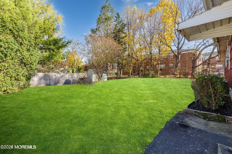 More Photos Of 551 Route 33, Freehold Office Residential For Sale