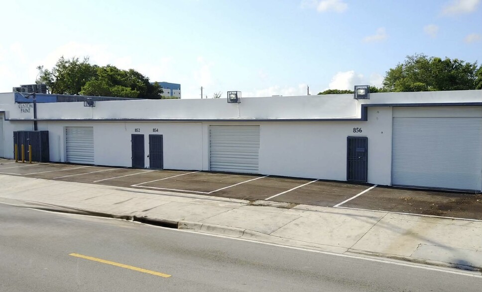 Primary Photo Of 850-856 NW 71st St, Miami Service For Sale