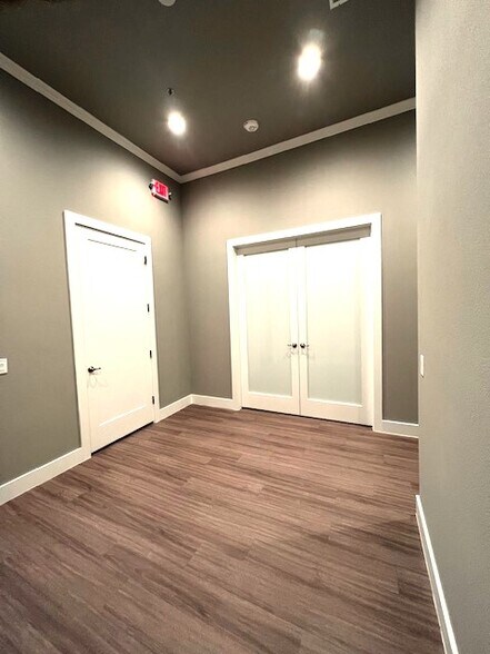 More Photos Of 1400 N Coit Rd, McKinney Unknown For Lease