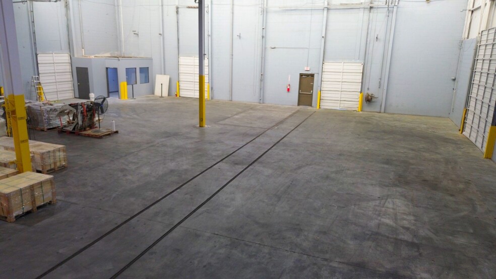 More Photos Of 780 King George Blvd, Savannah Warehouse For Lease