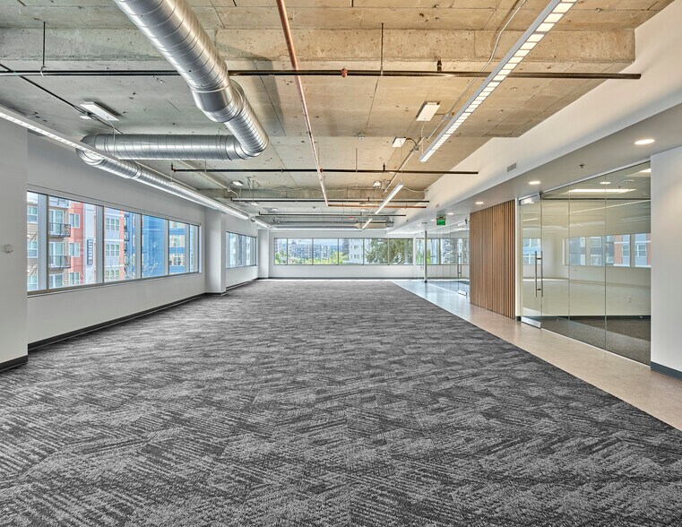 More Photos Of 15809 Bear Creek Pky NE, Redmond Office For Sale