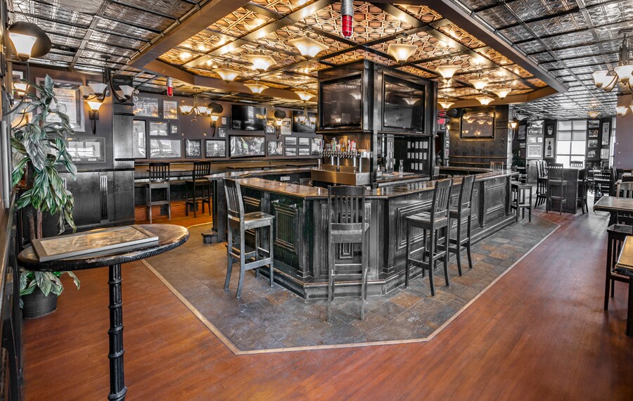 More Photos Of 1428 17th Ave SW, Calgary Restaurant For Sale