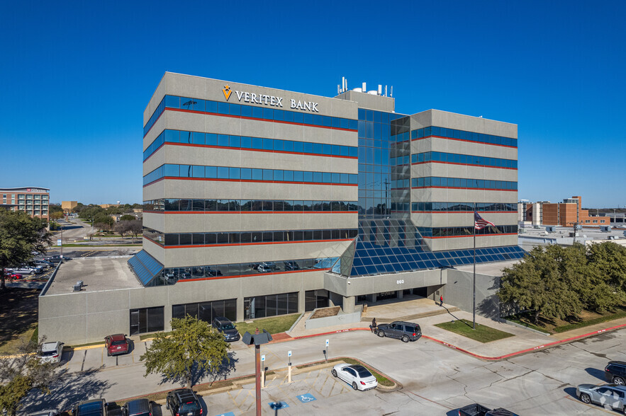 Primary Photo Of 860 W Airport Fwy, Hurst Office For Lease