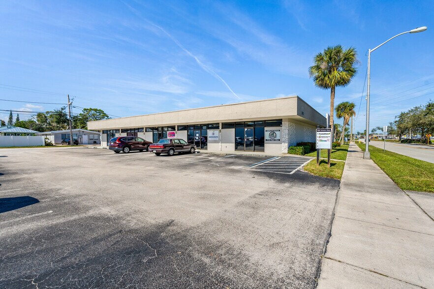 More Photos Of 2345 14th Ave, Vero Beach Medical For Sale