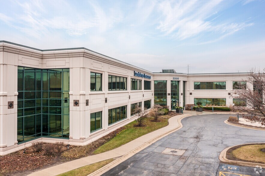 More Photos Of 2205 Point Blvd, Elgin Office For Lease