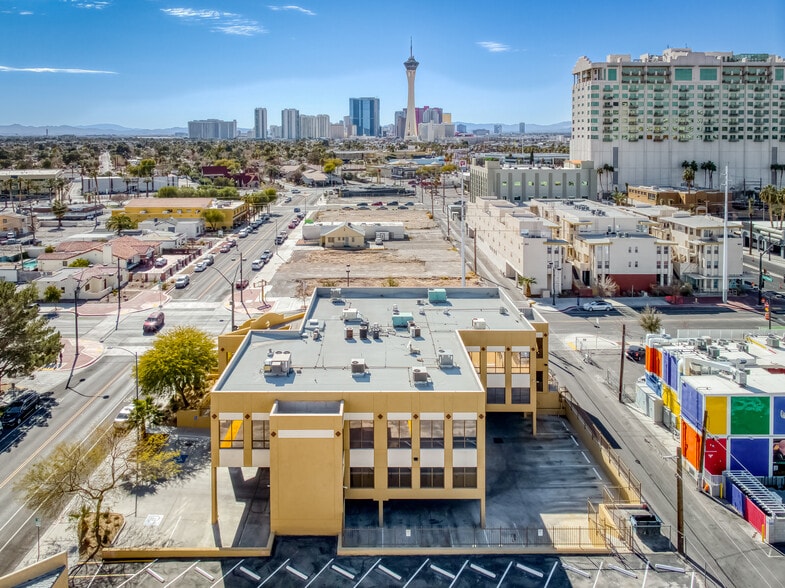 More Photos Of 732 S 6th St, Las Vegas Loft Creative Space For Lease