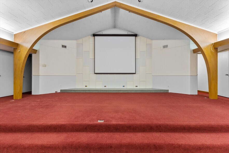 More Photos Of 201 Ragland St, Palestine Religious Facility For Sale