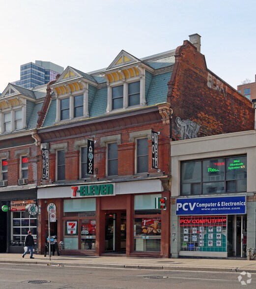 More Photos Of 680 Yonge St, Toronto Storefront Retail Residential For Lease