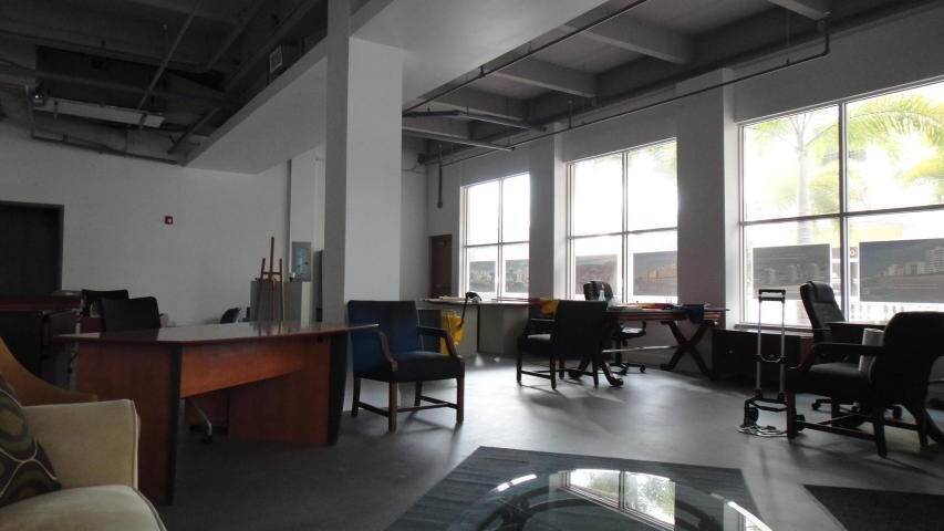 More Photos Of 120-140 S Indian River Dr, Fort Pierce Coworking Space