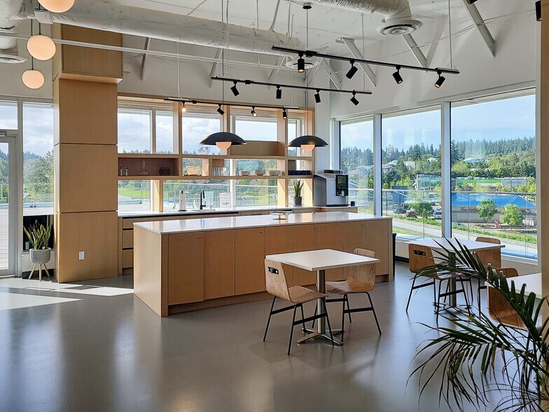More Photos Of 3211 152 St, Surrey Coworking Space