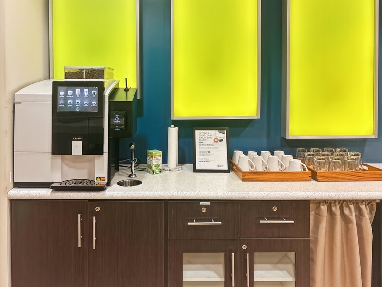 More Photos Of 2723 S State St, Ann Arbor Coworking Space