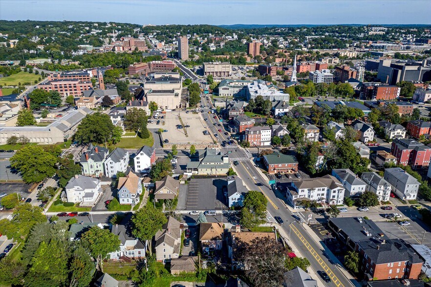 More Photos Of 52 Highland St, Worcester Office For Lease