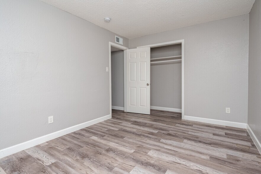 More Photos Of 10518 Heizer Dr, Corpus Christi Apartments For Sale