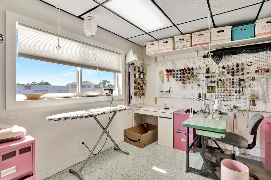 More Photos Of 311 E Prospect Rd, Oakland Park General Retail For Sale