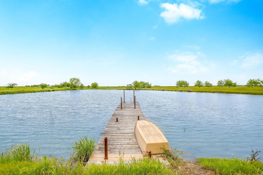 More Photos Of 2848 TX-81, Itasca Land For Sale