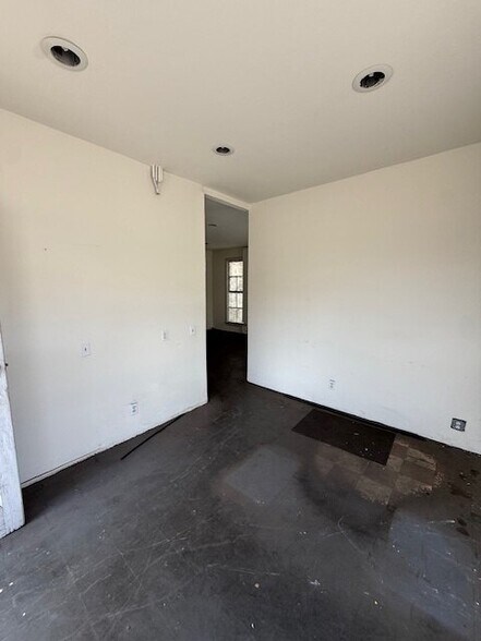 More Photos Of 5408 S Santa Fe Ave, Vernon Unknown For Lease