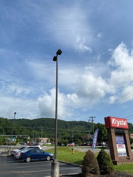 More Photos Of 124 Harrison Ln, Soddy Daisy Storefront Retail Office For Lease