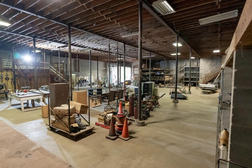 More Photos Of 1429 New Butler Rd, New Castle Loft Creative Space For Lease