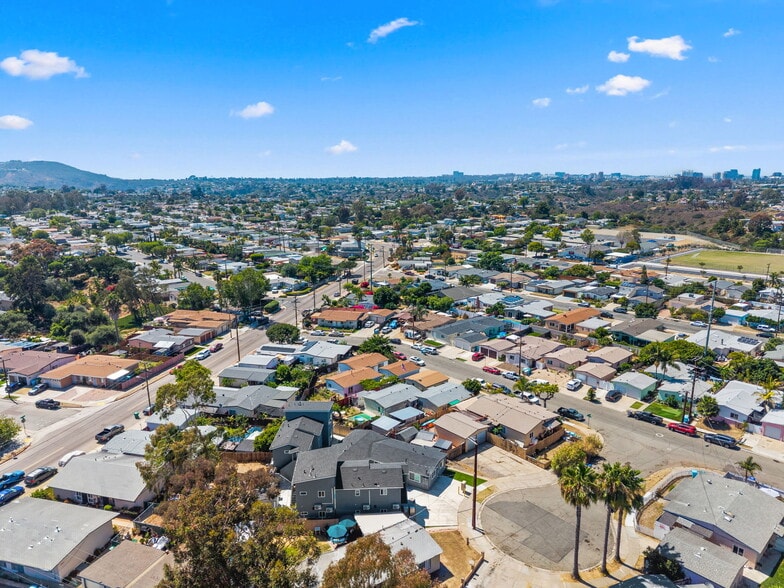 More Photos Of 4864 Fond du Lac Ct, San Diego Apartments For Sale
