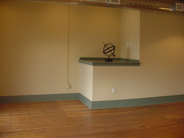 More Photos Of 212-214 Campbell Ave, Springfield Storefront Retail Office For Sale