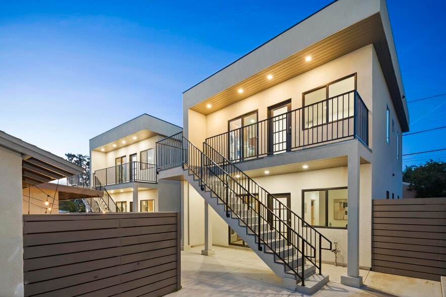 More Photos Of 3582 Hatteras Ave, San Diego Apartments For Sale