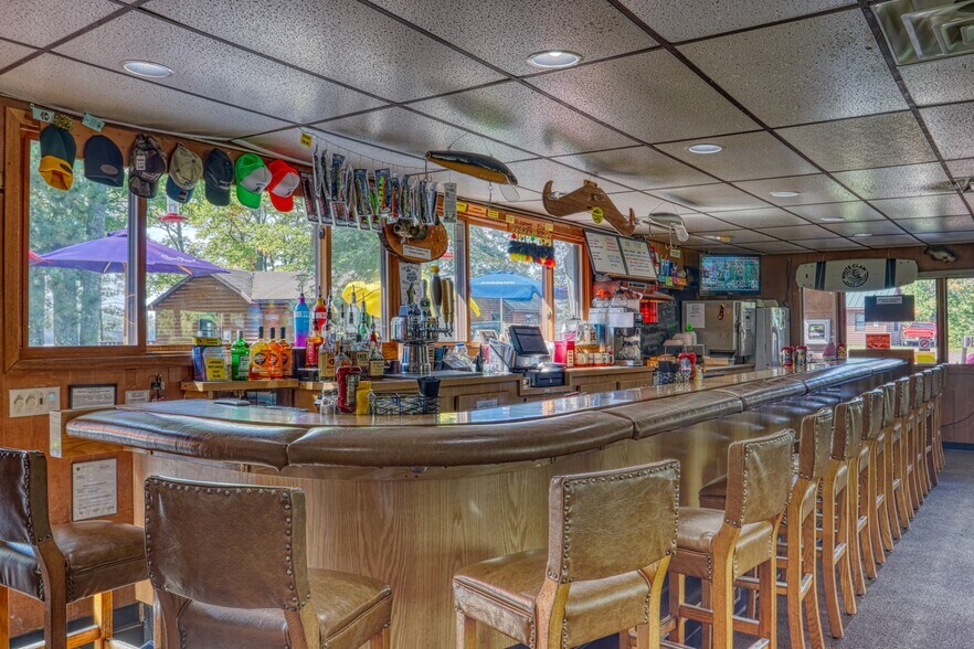 More Photos Of 8534 N Deerfoot Rd, Hayward Hotel For Sale