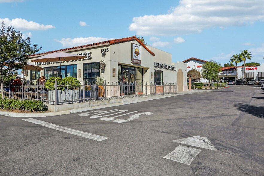 More Photos Of 1001 N Harbor Blvd, La Habra Apartments For Sale