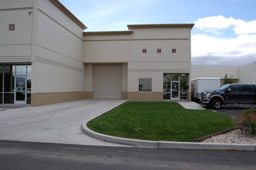 More Photos Of 2222 Park Pl, Minden Warehouse For Sale
