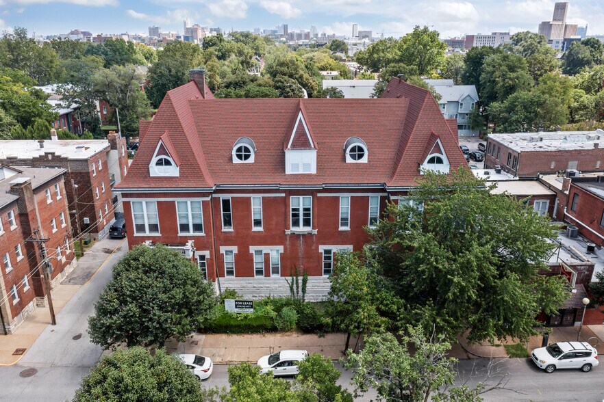 More Photos Of 12-14 N Newstead Ave, Saint Louis Office For Lease