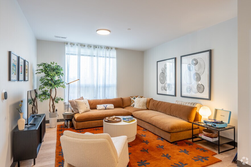 More Photos Of 222 Canal St, New Haven Apartments For Lease