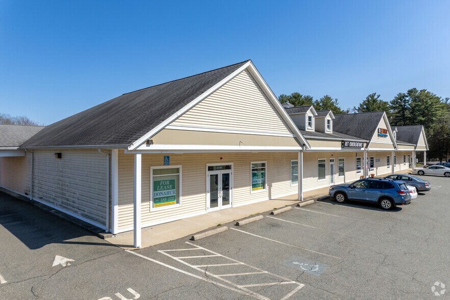 More Photos Of 290 Bedford St, Lakeville Storefront Retail Office For Sale