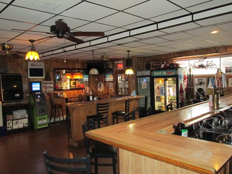 More Photos Of 147 Avenel St, Avenel Bar For Sale