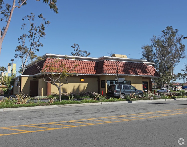 More Photos Of 12101-12171 Carson St, Hawaiian Gardens Unknown For Lease
