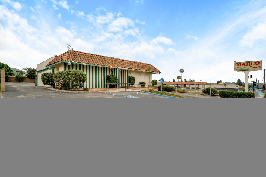 More Photos Of 1825 E Vista Way, Vista Restaurant For Sale