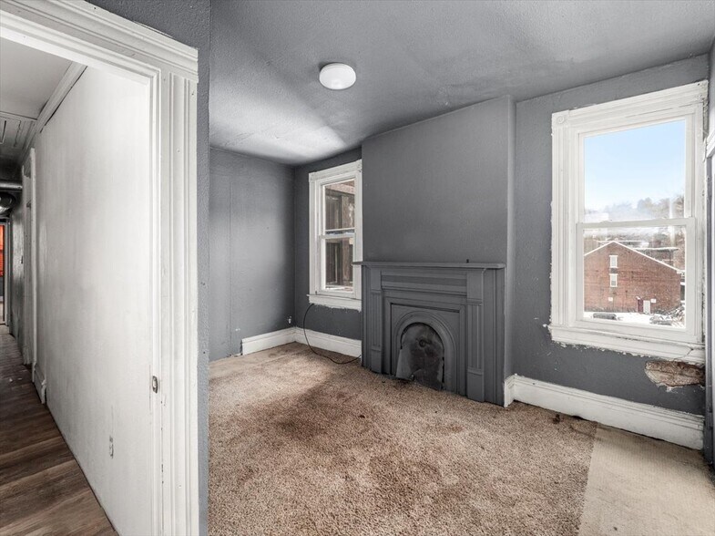 More Photos Of 134 Steuben St, Pittsburgh Restaurant For Sale