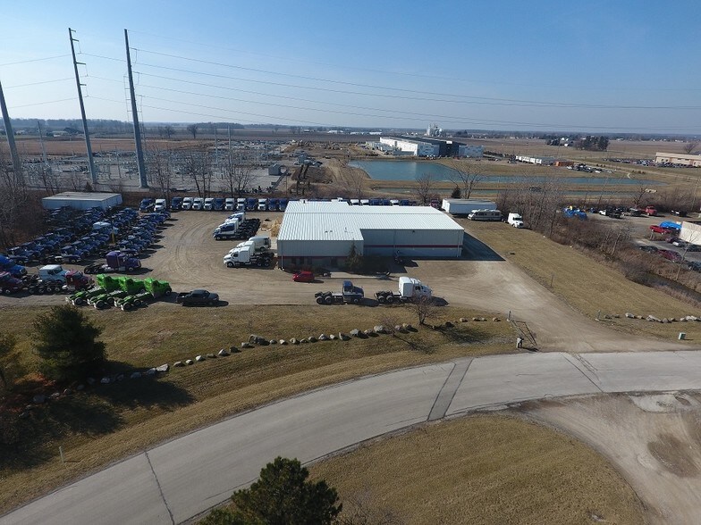 More Photos Of 7685 Fishel Dr N, Dublin Warehouse For Lease