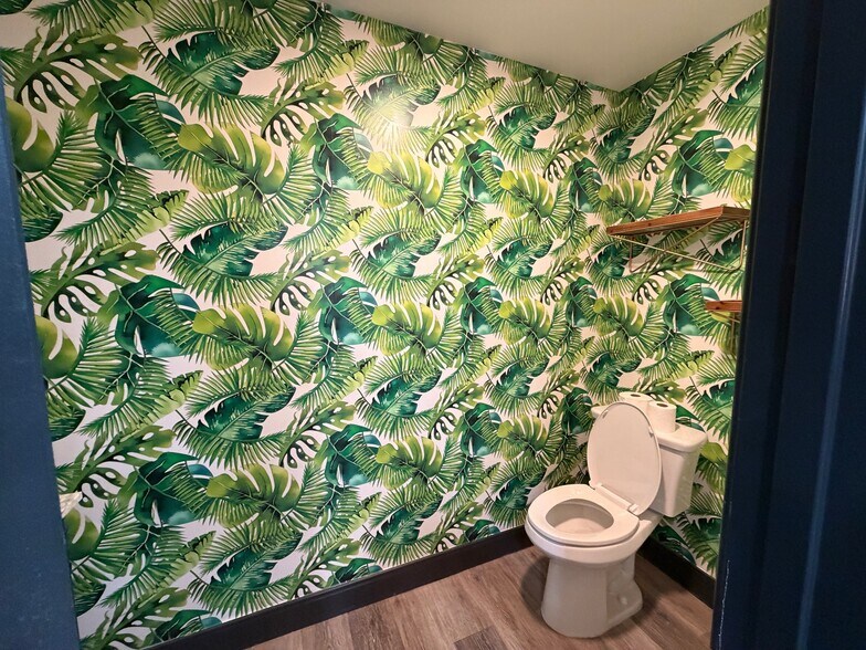 More Photos Of 6401 N Golder Ave, Odessa Warehouse For Lease