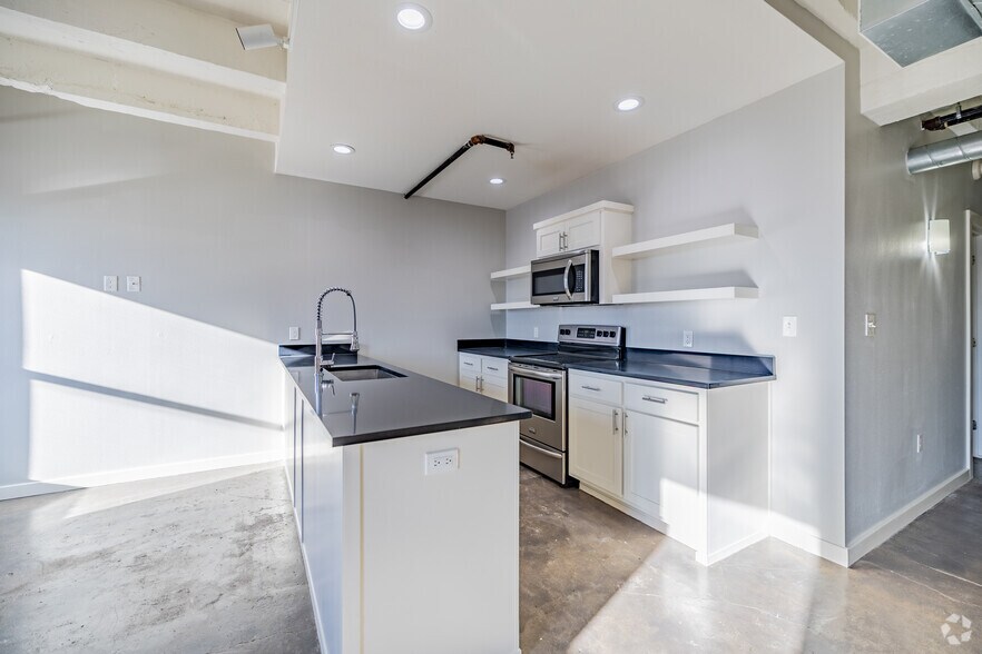 More Photos Of 310 E 1st St, Tulsa Apartments For Lease