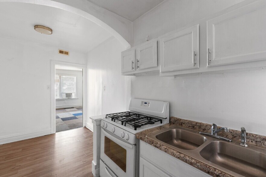 More Photos Of 5000 Virginia Ave, Saint Louis Apartments For Sale