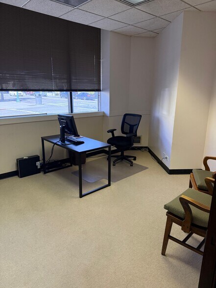 More Photos Of 2500 Santa Clara Ave, Alameda Office For Lease